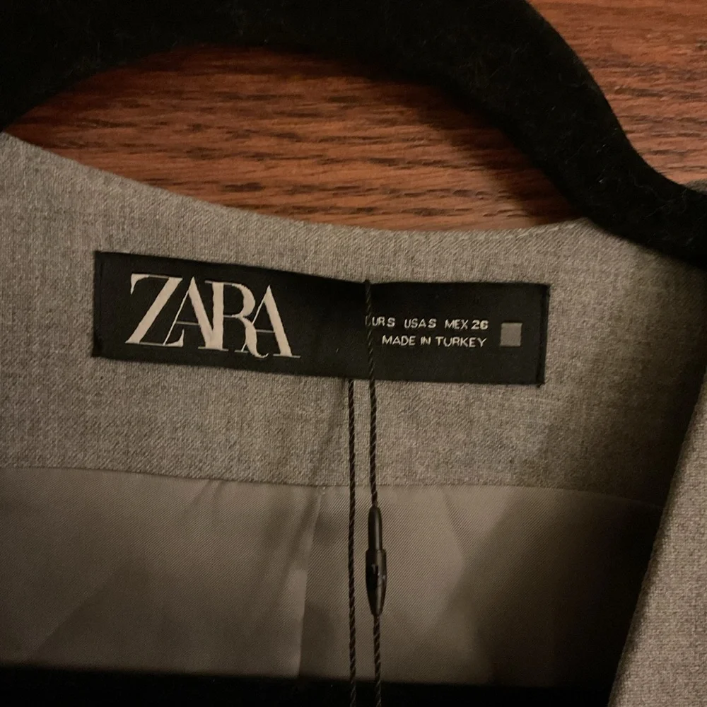 NWT Zara Gray Tailored Waistcoat Button Vest Size Small